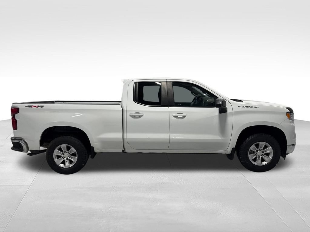 Used 2023 Chevrolet Silverado 1500 LT AWD/4WD image 51
