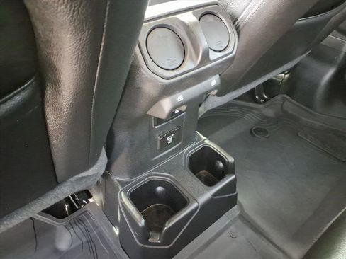 Used 2022 Jeep Gladiator Overland w/ Popular Equipment Package image 35