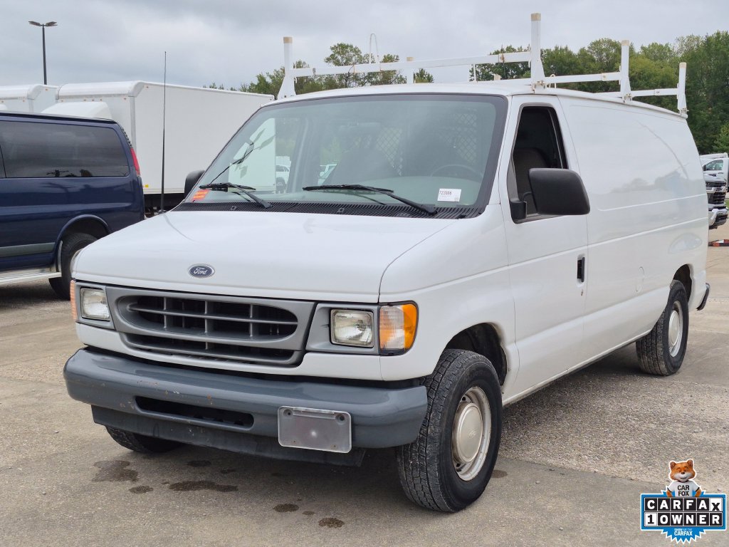 Used 2002 Ford E-150 and Econoline 150 RWD image 3