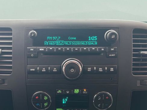 Used 2013 Chevrolet Silverado 1500 LT RWD image 21