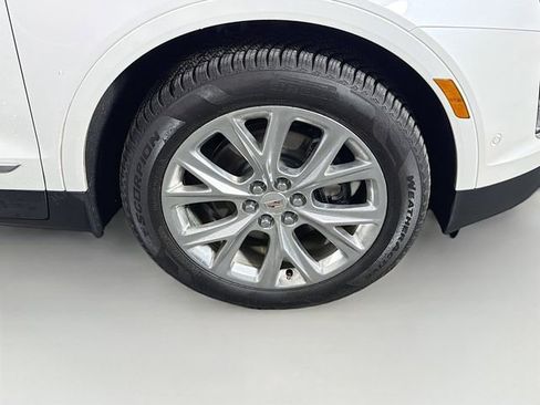 Used 2020 Cadillac XT5 Premium Luxury image 35