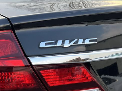 Used 2013 Honda Civic LX image 27