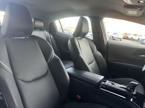 Used 2024 Toyota Prius XLE image 38