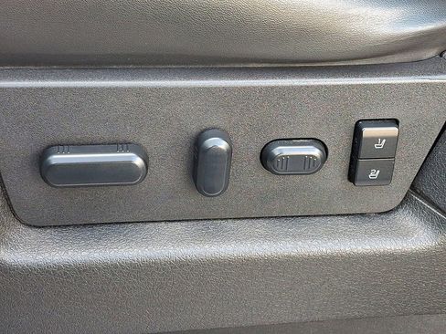 Used 2014 Ford F150 Limited image 16