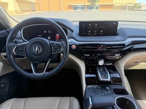 Used 2023 Acura MDX SH-AWD image 17