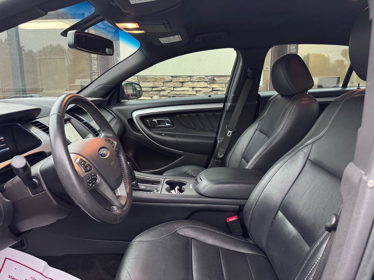 Used 2018 Ford Taurus SEL w/ Equipment Group 201A FWD image 14