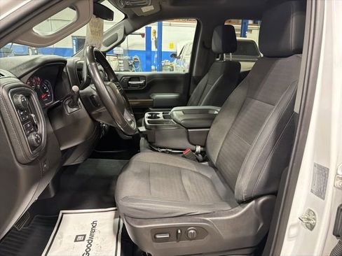 Used 2019 Chevrolet Silverado 1500 LT w/ All-Star Edition image 18