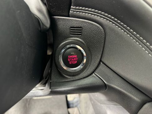 Used 2024 Subaru Outback Premium image 20