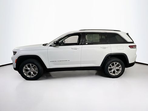 Used 2022 Jeep Grand Cherokee Limited image 8