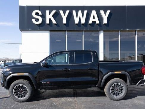 New 2026 GMC Canyon AT4 image 2