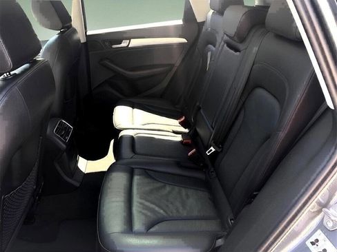 Used 2016 Audi Q5 2.0T Premium image 23