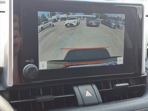 Used 2023 Toyota RAV4 XLE FWD image 28