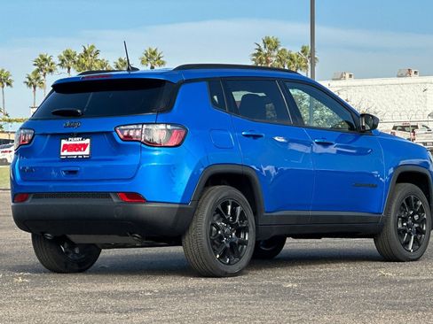 New 2026 Jeep Compass Latitude AWD/4WD image 3