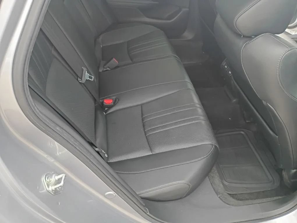 Used 2021 Honda Accord Touring image 20