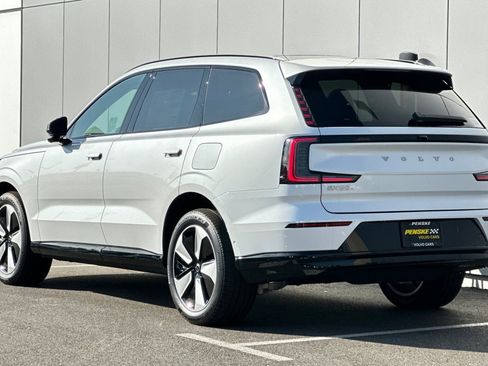 New 2025 Volvo EX90 Plus w/ Protection Package Premier image 3
