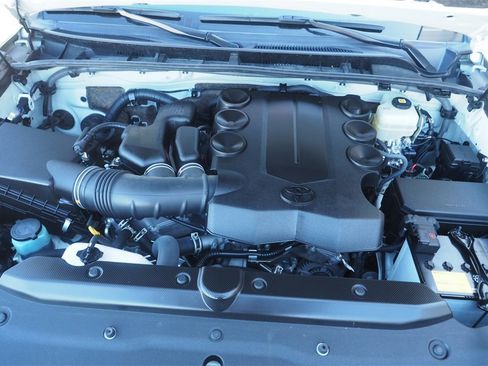 Used 2022 Toyota 4Runner Limited image 25