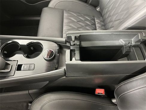 Certified 2021 Nissan Rogue Platinum image 21