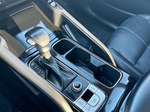 Used 2022 Kia Telluride EX w/ EX Premium Package image 17