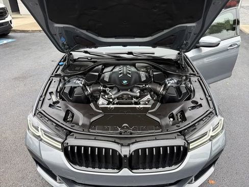 Used 2023 BMW M550i xDrive w/ Executive Package image 26