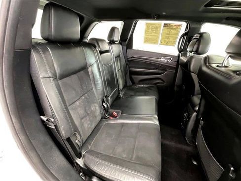 Used 2018 Jeep Grand Cherokee Altitude AWD/4WD image 18