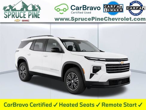 Used 2024 Chevrolet Traverse LT FWD image 1