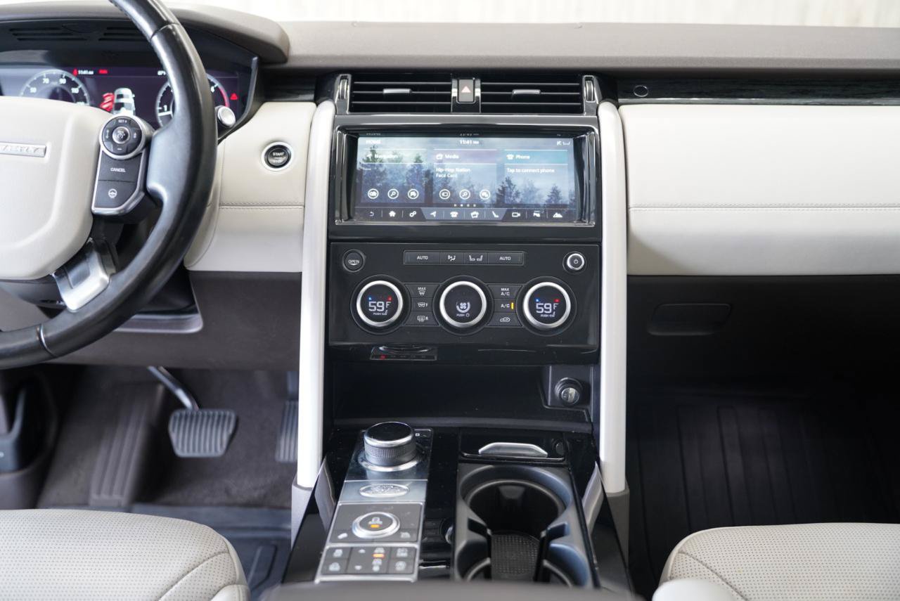 Used 2018 Land Rover Discovery HSE Luxury AWD/4WD image 18