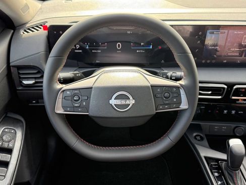 Certified 2026 Nissan Sentra SR w/ Floor Mat Package FWD image 18