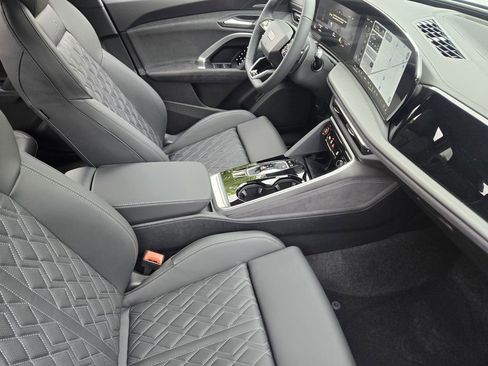 New 2026 Audi SQ5 Premium Plus AWD/4WD image 17