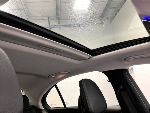 Used 2022 Mercedes-Benz C 300 Sedan image 16