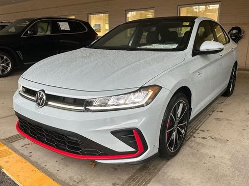 New 2026 Volkswagen Jetta GLI Autobahn FWD image 3