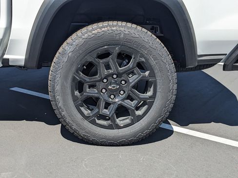 New 2026 Chevrolet Colorado Trail Boss AWD/4WD image 18