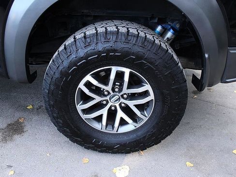 Used 2017 Ford F150 Raptor w/ Equipment Group 802A Luxury AWD/4WD image 8