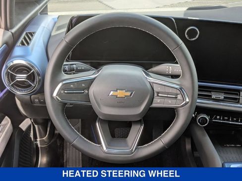 New 2025 Chevrolet Equinox EV LT AWD/4WD image 16