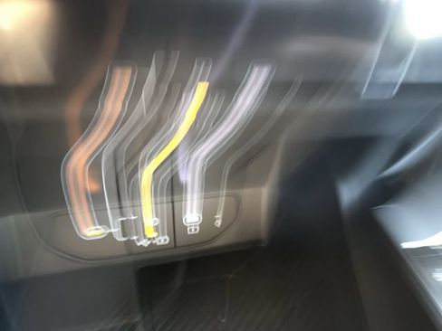 New 2025 Kia Sorento S image 26