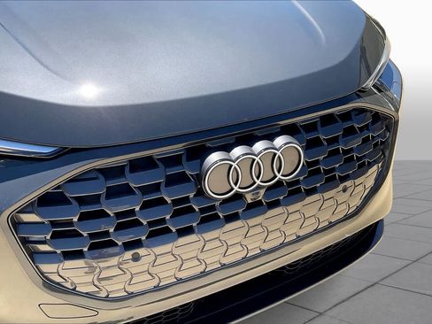 Used 2025 Audi Q5 Premium AWD/4WD image 28