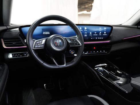 Used 2025 Buick Envision Sport Touring image 12