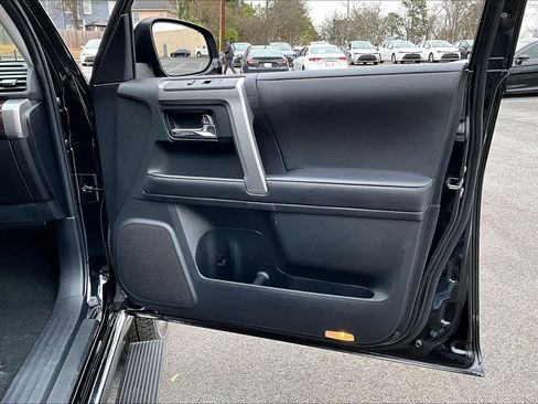 Used 2023 Toyota 4Runner Limited image 21