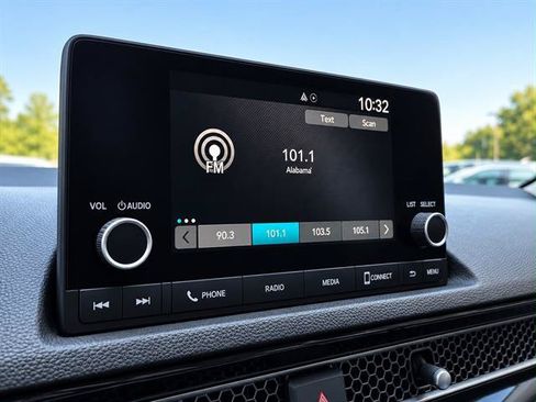 Used 2025 Honda Civic LX image 17
