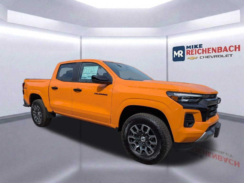New 2026 Chevrolet Colorado Z71 w/ Z71 Convenience Package 2 AWD/4WD image 2