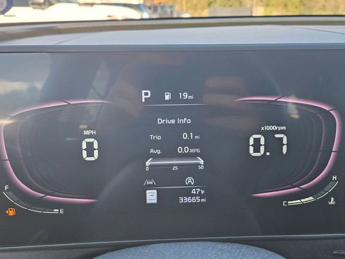 Used 2023 Kia Sportage EX image 12