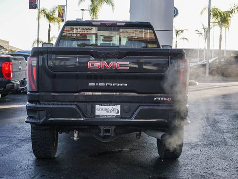 Used 2024 GMC Sierra 2500 AT4 w/ AT4 Premium Plus Package image 6