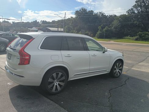 Used 2024 Volvo XC90 B6 Ultimate w/ Protection Package Premier AWD/4WD image 5