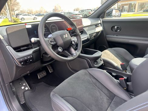 Certified 2025 Hyundai Ioniq 5 N image 31