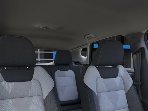 Used 2025 Chevrolet Trax LS w/ LS Convenience Package FWD image 25