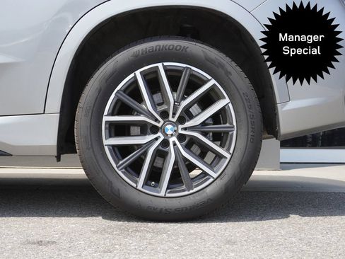 Used 2026 BMW X1 xDrive28i AWD/4WD image 35