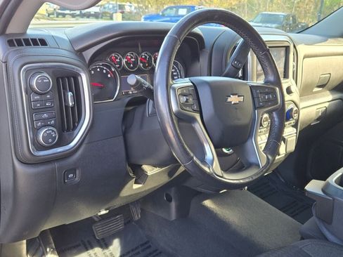 Used 2021 Chevrolet Silverado 1500 LT image 21