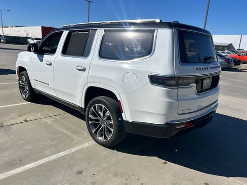 Used 2023 Jeep Grand Wagoneer Series III w/ HD Trailer Tow Package image 5