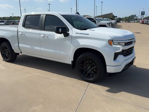 Used 2024 Chevrolet Silverado 1500 RST w/ Convenience Package II AWD/4WD image 3