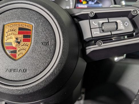 New 2026 Porsche Macan AWD/4WD image 37