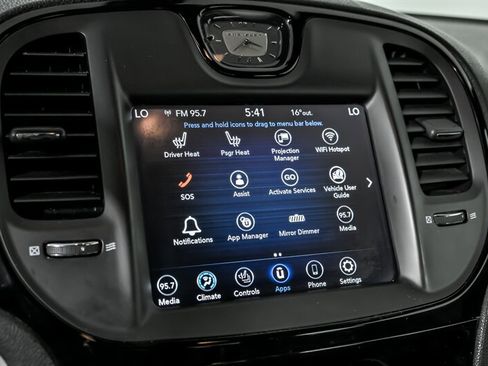 Used 2020 Chrysler 300 S image 29